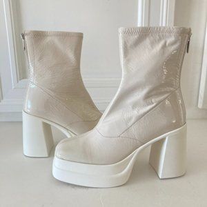NWOB Free People Double Stack Ivory Patent Leather Platform Boots